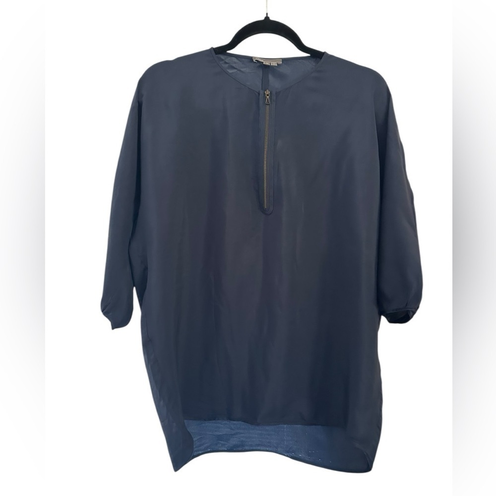 Vince Elegant navy Satin blouse size XS